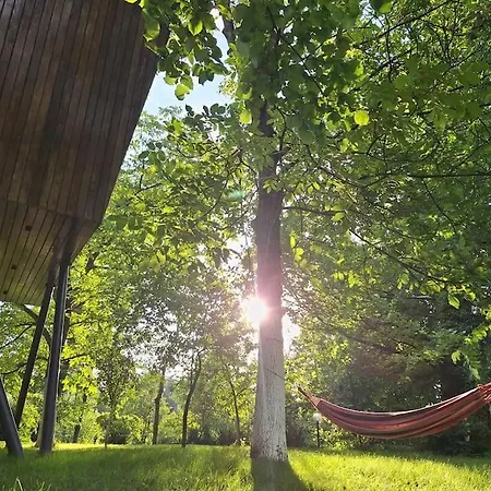 Orah House, A Unique And Unforgettable Vacation On A Private Island * Bihac
