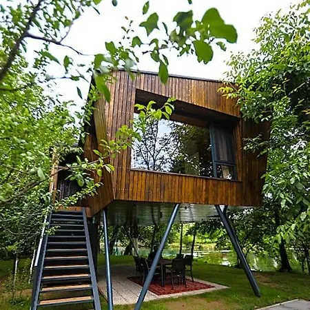 Orah House, A Unique And Unforgettable Vacation On A Private Island Bihac