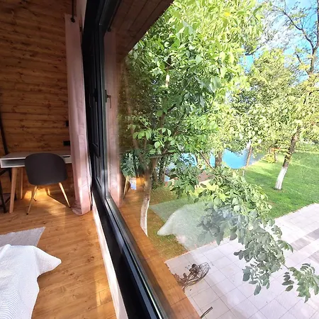 Orah House, A Unique And Unforgettable Vacation On A Private Island Vakantiehuis