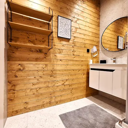 Orah House, A Unique And Unforgettable Vacation On A Private Island *